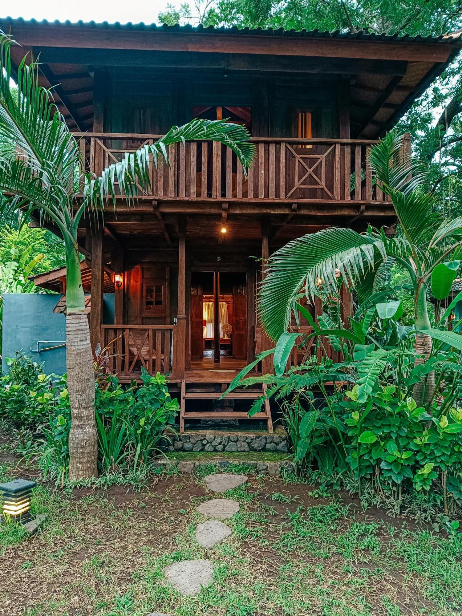 Alaya Ecolodge Pemuteran  Luaran gambar