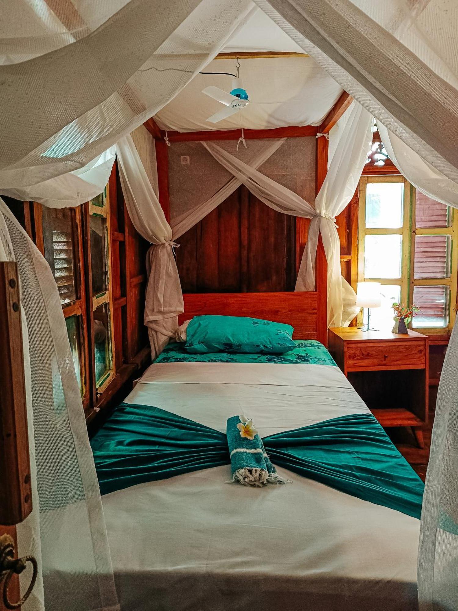 Alaya Ecolodge Pemuteran  Luaran gambar